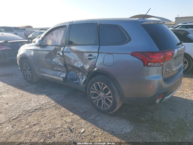 2016 MITSUBISHI OUTLANDER JA4AD3A33GZ059658 Photo 2