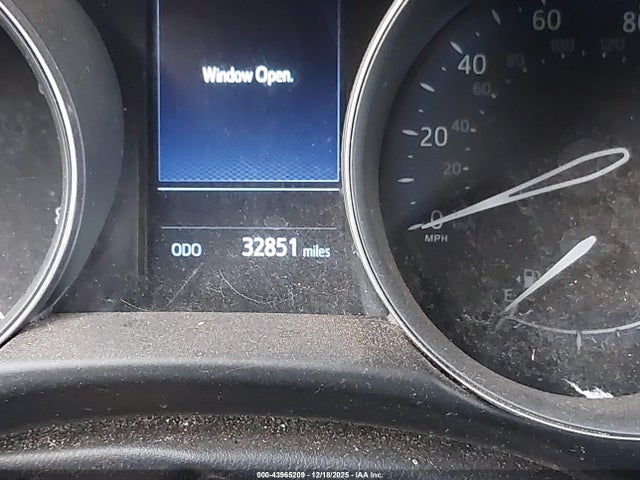 NMTKHMBX6MR130613 Toyota C-HR LE