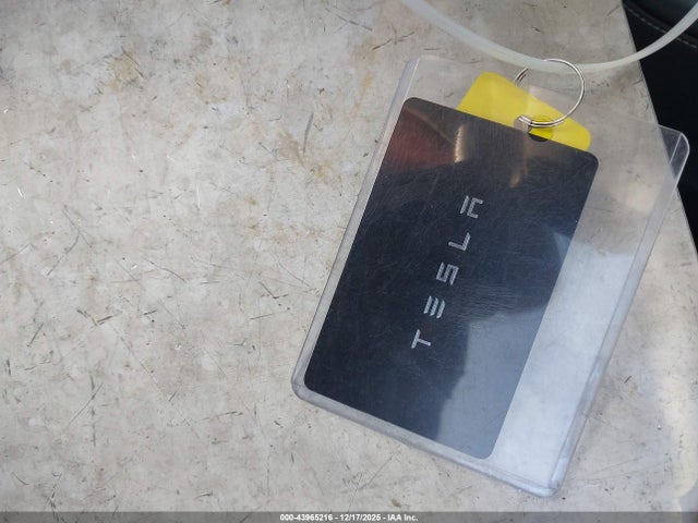 2024 TESLA MODEL Y 7SAYGDEE8RA233519 Photo 10