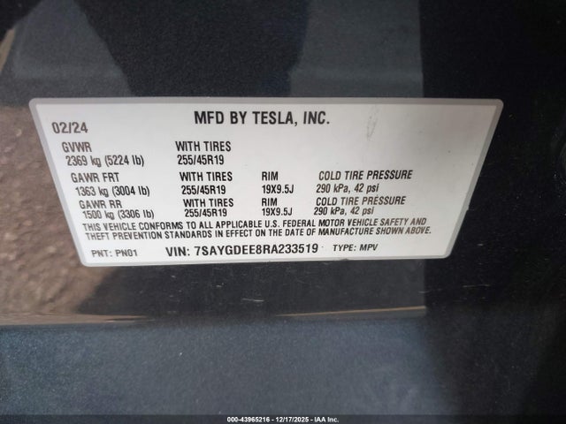 2024 TESLA MODEL Y 7SAYGDEE8RA233519 Photo 8