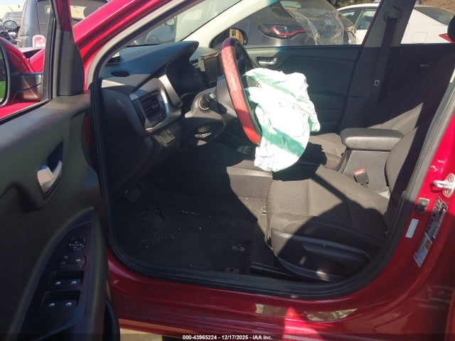 3KPA24AB0KE202093 KIA RIO S