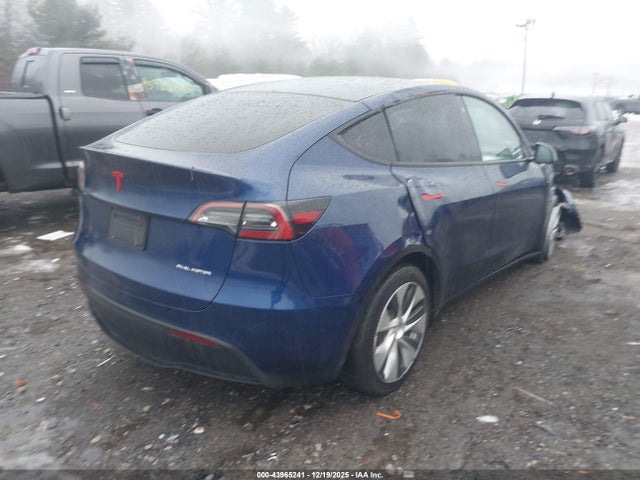 2023 TESLA MODEL Y 7SAYGDEE4PF684785 Photo 3