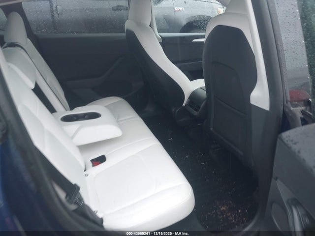 2023 TESLA MODEL Y 7SAYGDEE4PF684785 Photo 7