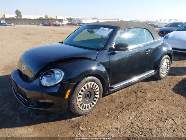 Volkswagen Beetle 2.5l 2014 3VW5P7AT4EM803477 Image 2