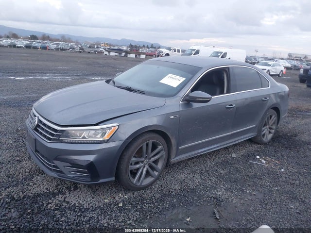 1VWDT7A32HC059200 Volkswagen Passat 1.8t R-line