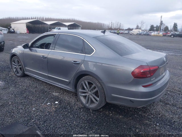 1VWDT7A32HC059200 Volkswagen Passat 1.8t R-line