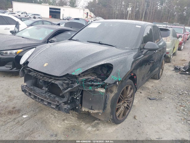 2014 PORSCHE CAYENNE WP1AC2A25ELA81010 Photo 1