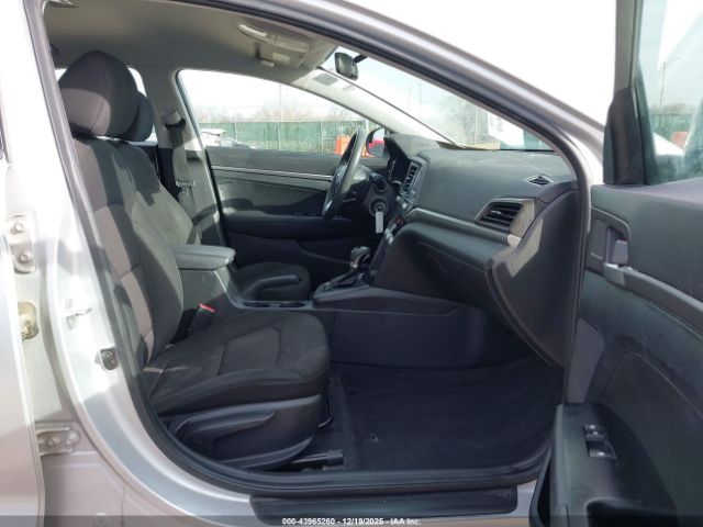 2020 HYUNDAI ELANTRA 5NPD74LF0LH525233 Photo 4