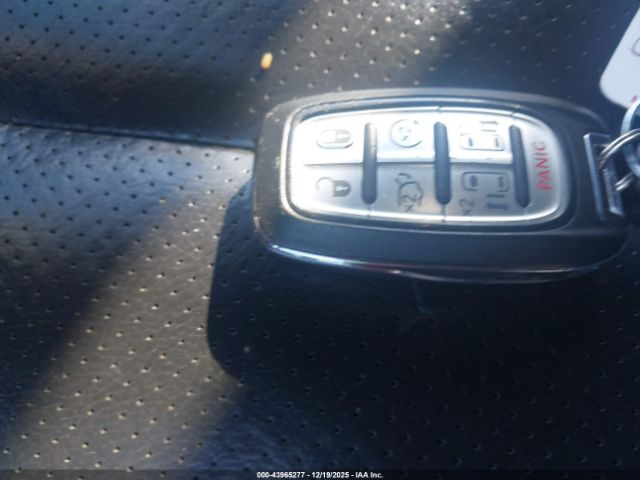 2018 CHRYSLER PACIFICA 2C4RC1BG5JR172109 Photo 10