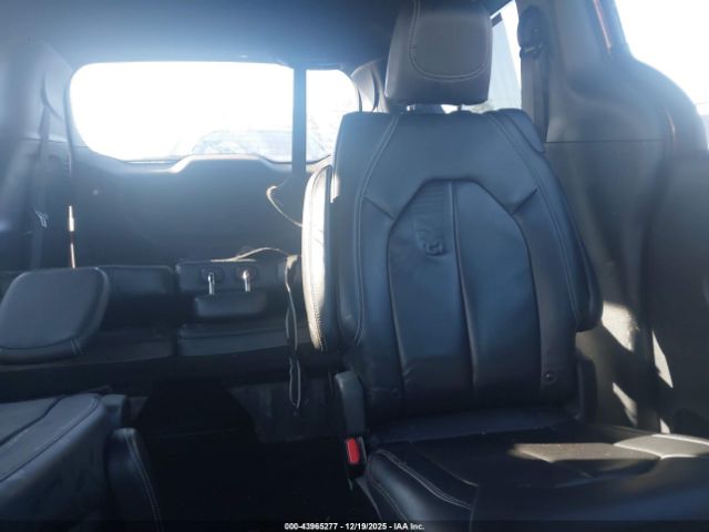 2018 CHRYSLER PACIFICA 2C4RC1BG5JR172109 Photo 7