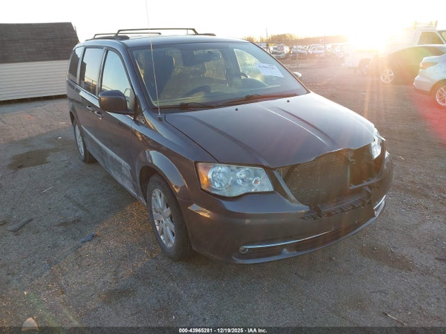 2016 CHRYSLER TOWN & COUNTRY 2C4RC1BG5GR141936
