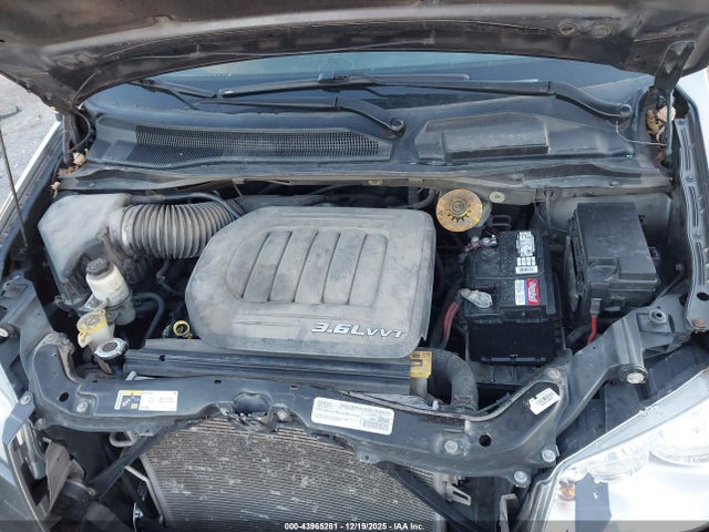 2016 CHRYSLER TOWN & COUNTRY 2C4RC1BG5GR141936 Photo 9