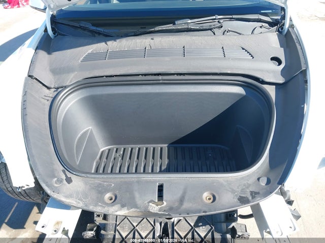 2023 TESLA MODEL Y 7SAYGDEE2PA123417 Photo 9
