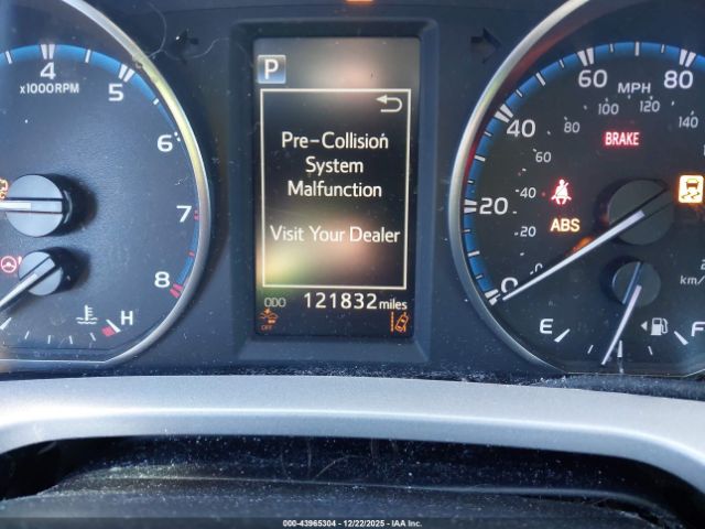 2018 TOYOTA RAV4 2T3BFREV5JW762057 Photo 6