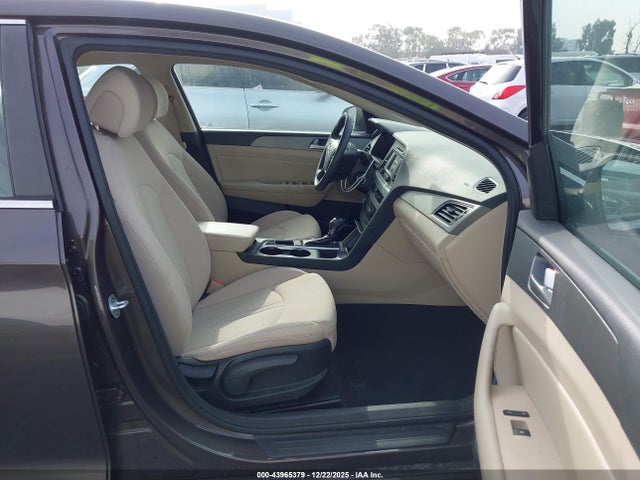 5NPE24AF5FH178251 Hyundai SONATA SE