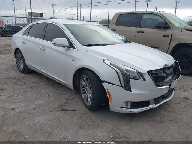 2018 CADILLAC XTS 2G61M5S34J9118110 Photo 0