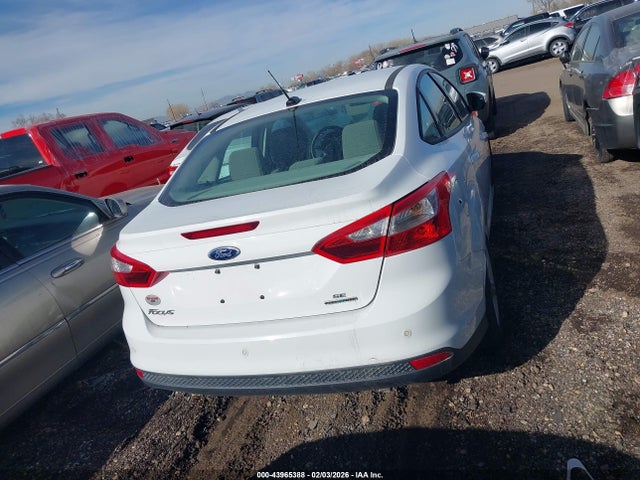 Ford FOCUS SE 2014 1FADP3F26EL414810 Image 16