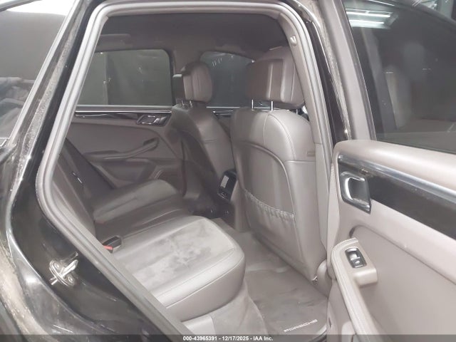 2015 PORSCHE MACAN WP1AB2A51FLB64609 Photo 7