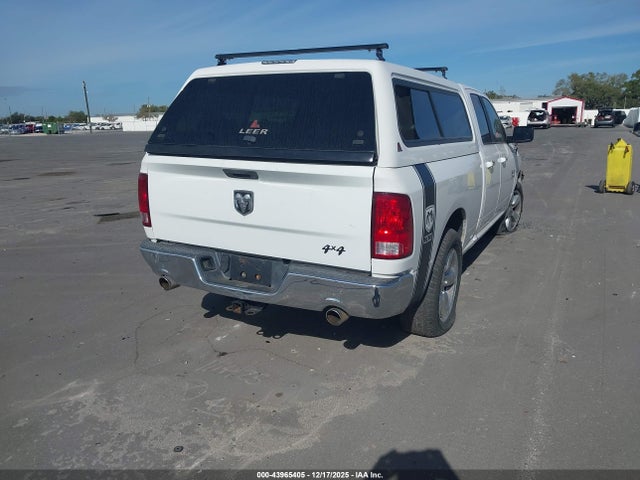 2014 RAM 1500 1C6RR7GTXES421877 Photo 3