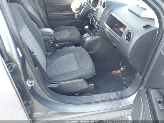 2012 JEEP COMPASS 1C4NJDEB3CD552061 Photo 4