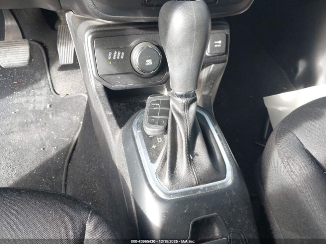 2018 JEEP RENEGADE ZACCJBAB1JPJ35115 Photo 10