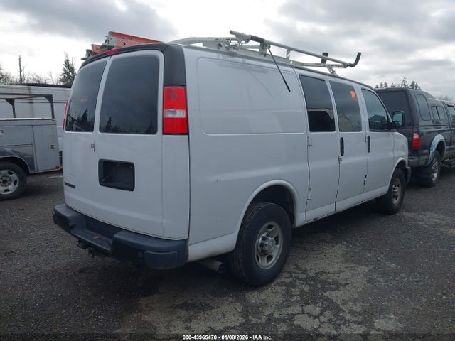 1GCWGAFP2L1258356 Chevrolet Express Cargo Rwd 2500 Regular Wheelbase Wt