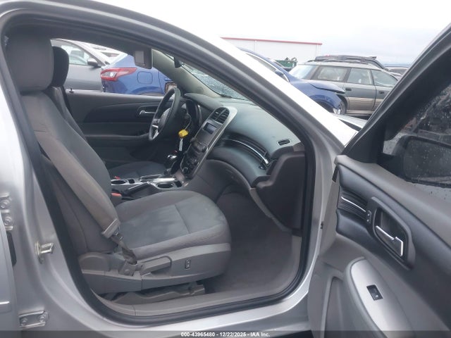Chevrolet MALIBU LS 2015 1G11B5SL9FF116153 Image 5