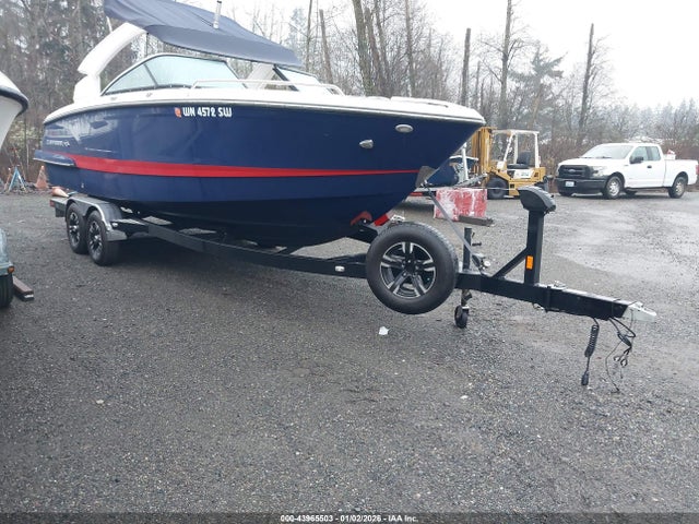 Chaparral Boat &amp; Trailer 2019 FGBZ0177K819 Image 1