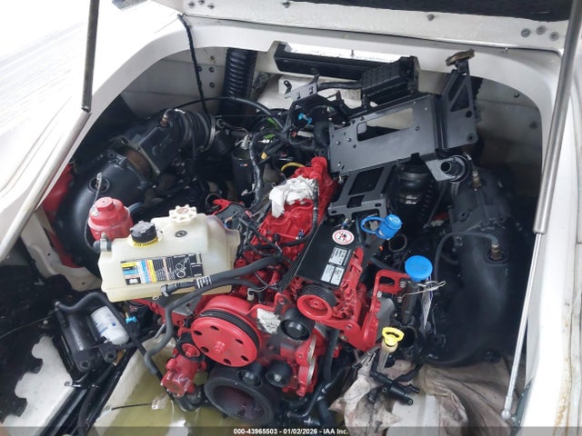 Chaparral Boat &amp; Trailer 2019 FGBZ0177K819 Image 10