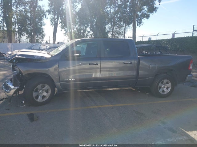 43965521 :رقم المزاد ، 1C6RREMT0KN685600 vin ، 2019 Ram 1500 Big Horn/lone Star  4x2 6'4 Box مزاد بيع