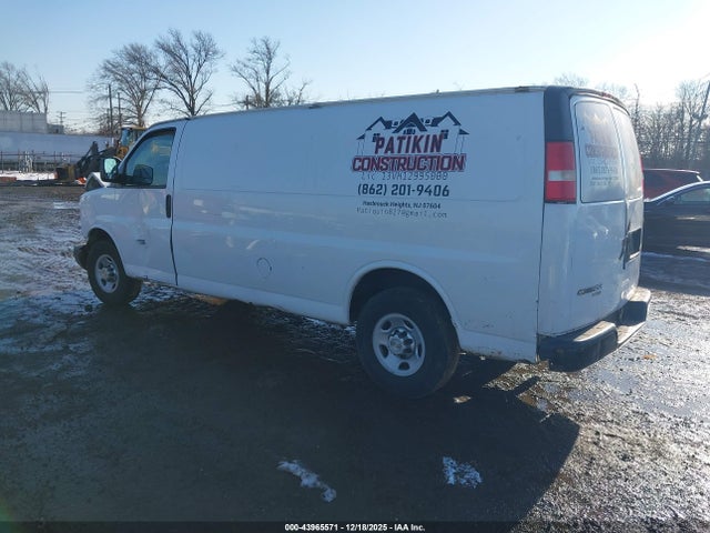 2013 CHEVROLET EXPRESS 2500 1GCWGGFA8D1158360 Photo 2