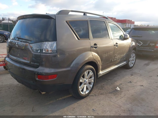 2011 MITSUBISHI OUTLANDER JA4JT3AW7BU008554 Photo 3