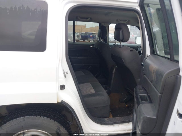 Jeep Patriot Sport 2016 1C4NJPBA8GD641269 Image 8
