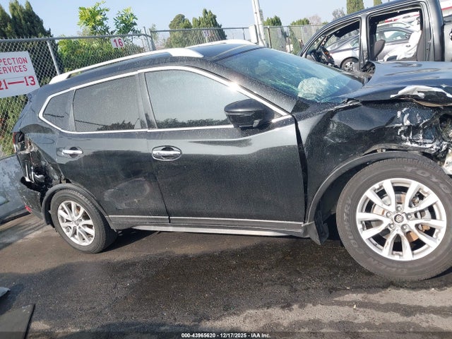 Nissan ROGUE SV 2017 KNMAT2MT3HP576101 Image 12