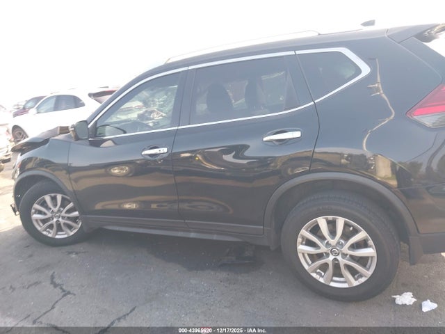 Nissan ROGUE SV 2017 KNMAT2MT3HP576101 Image 13