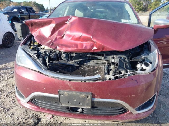 2018 CHRYSLER PACIFICA HYBRID 2C4RC1N78JR131095 Photo 9