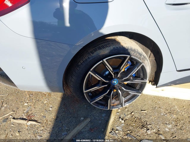 43965652 :رقم المزاد ، WBY33AW00PFP05498 vin ، 2023 Bmw I4 M50 مزاد بيع