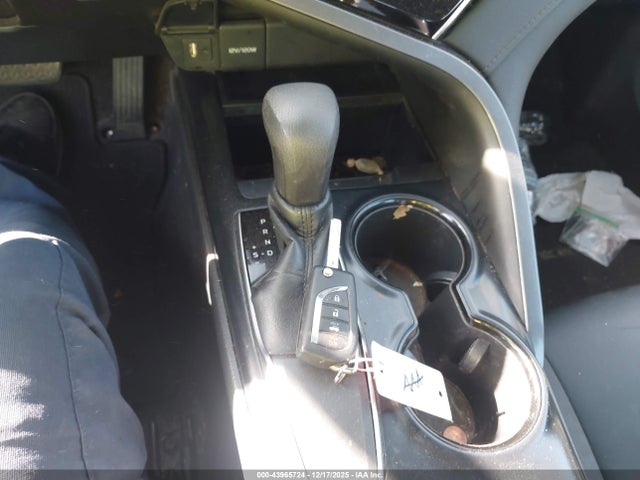 4T1B11HKXJU511044 Toyota CAMRY LE