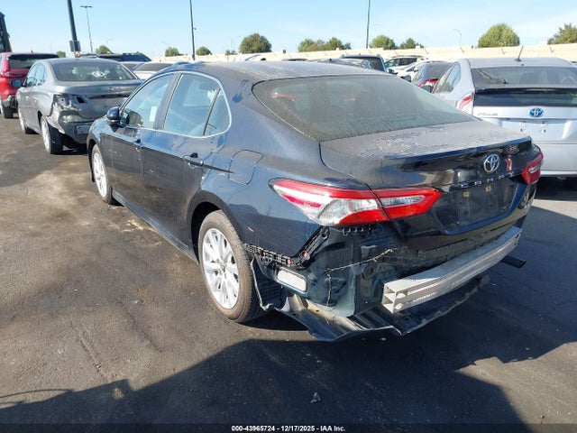 4T1B11HKXJU511044 Toyota CAMRY LE