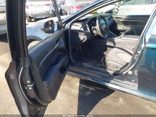 4T1B11HKXJU511044 Toyota CAMRY LE