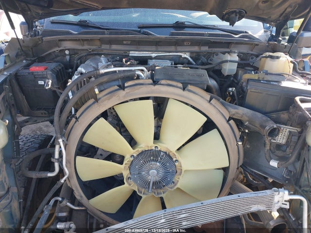 1GT49UEY9MF153413 GMC Sierra 3500hd 4wd Standard Bed Slt