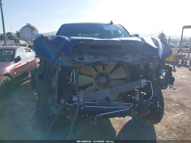 1GT49UEY9MF153413 GMC Sierra 3500hd 4wd Standard Bed Slt