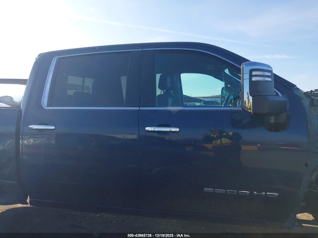 1GT49UEY9MF153413 GMC Sierra 3500hd 4wd Standard Bed Slt