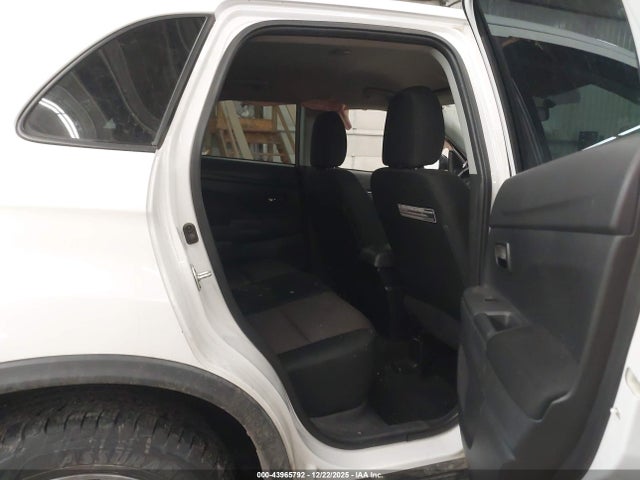 2017 MITSUBISHI OUTLANDER SPORT JA4AR3AU8HZ070389 Photo 7