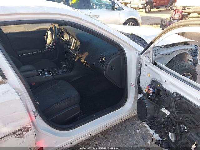 2016 DODGE CHARGER 2C3CDXJG9GH259876 Photo 4
