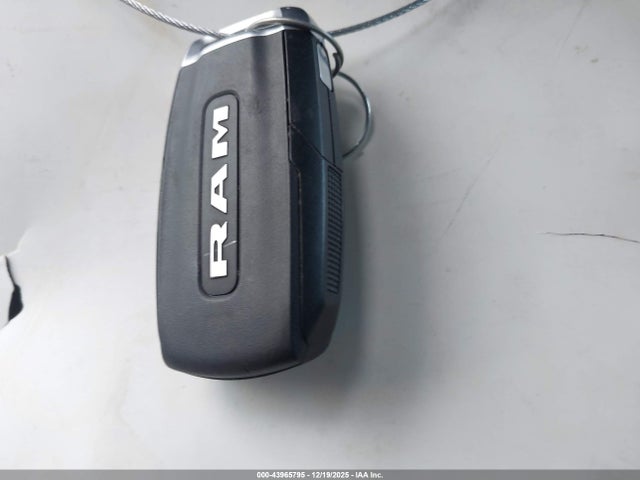 Продажа на аукционе авто 2020 Ram 2500, vin: 3C6UR5CL5LG141809, номер лота: 43965795