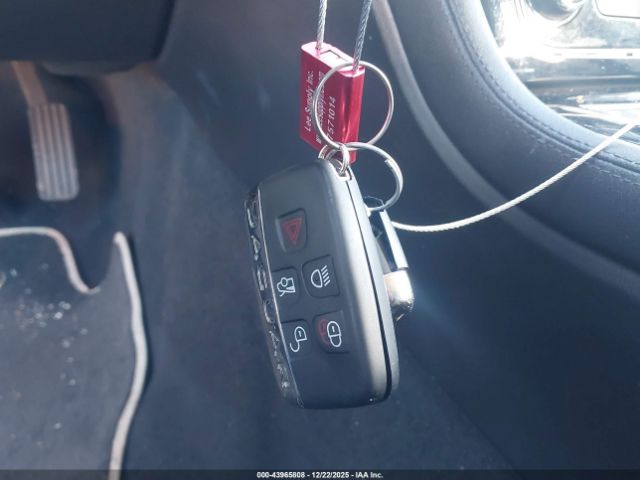 2014 JAGUAR XJ SAJWJ1CD7E8V65755 Photo 10