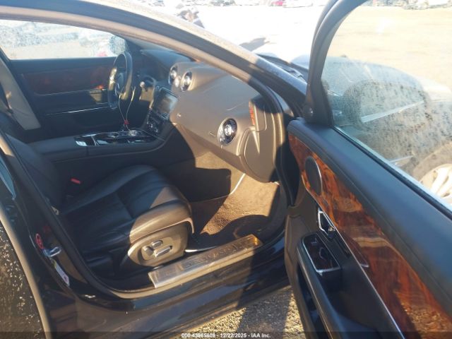 2014 JAGUAR XJ SAJWJ1CD7E8V65755 Photo 4