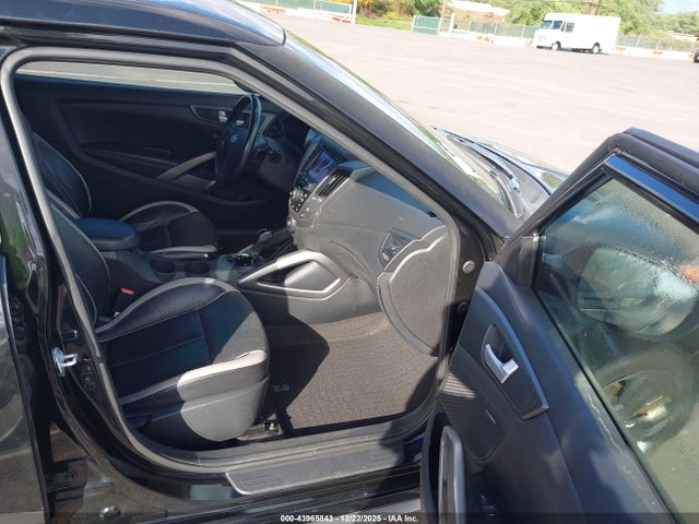 KMHTC6AEXEU200073 Hyundai Veloster Turbo W/black
