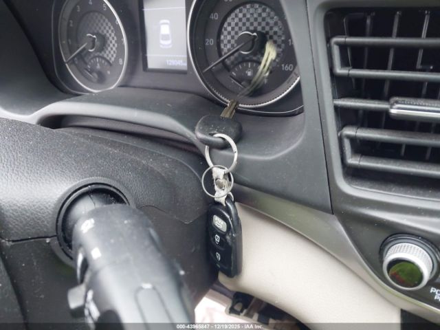 2019 HYUNDAI ELANTRA 5NPD84LF3KH470465 Photo 10